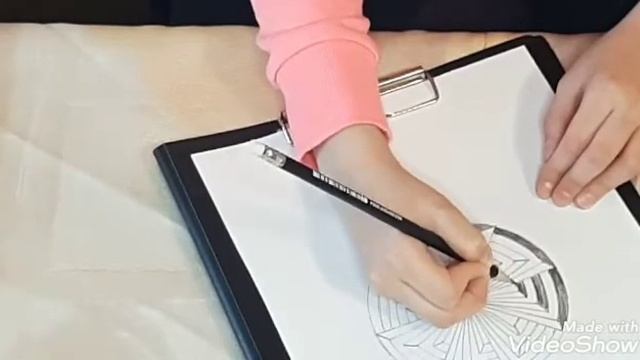 Рисуем оптические иллюзии. Часть 1. смотреть онлайн