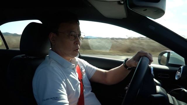 BMW M135i가 좋아 보이는 이유 ... AMG A 35 세단 리뷰/ 오토뷰 Ver. PT. смотреть онлайн