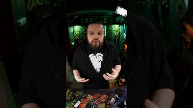 Зачем рука у УХА у вокалиста на сцене смотреть онлайн