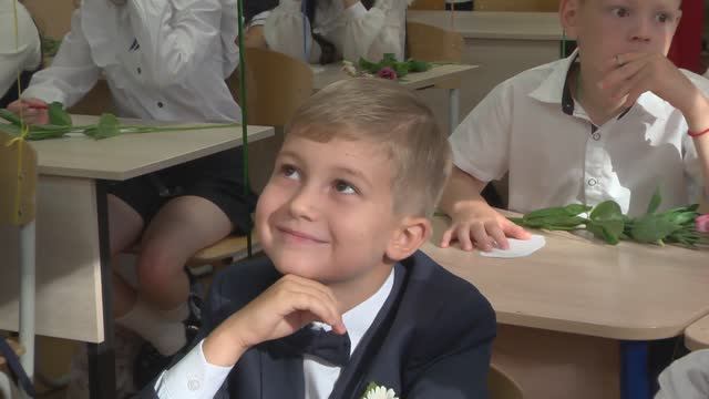 Первый раз в первый класс! 🍂🍁 смотреть онлайн