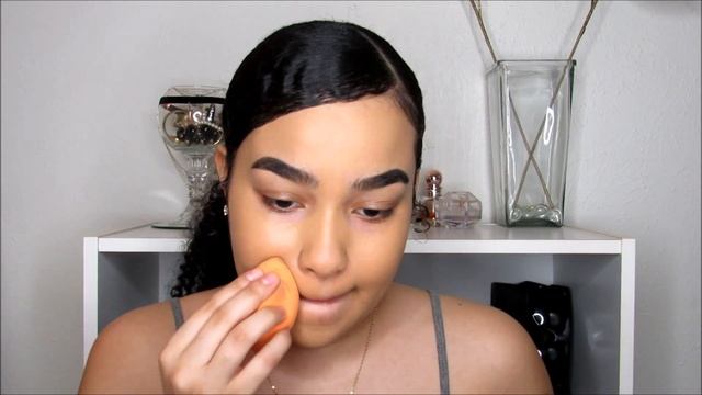 Real Techniques Sponge VS JUNO & Co. Velvet Sponge Review смотреть онлайн