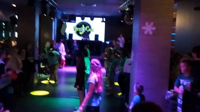Туса "YES NEW YEAR"/Джас-фанк начинающие/ночной клуб ЁЖ/моя сестра Даша смотреть онлайн