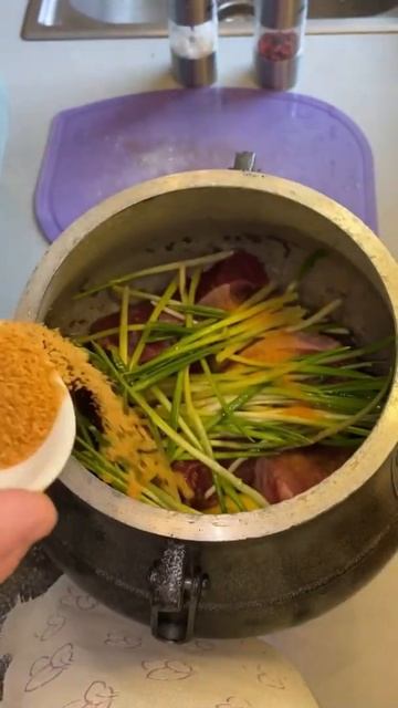 Мясо в Афганском казане с картошкой и Черемшой!!! 40-60мин.#афганскийказан #самсебекулинар #черемша