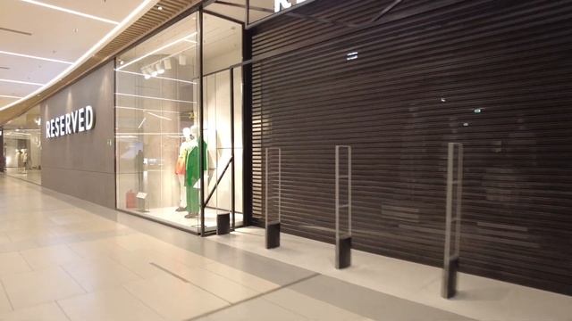 Russian Shopping Mall 8 weeks after sanctions смотреть онлайн