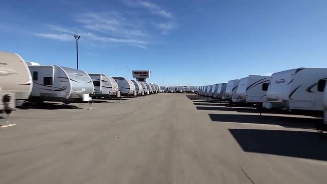 Trailblazer RV Centre (2013) смотреть онлайн