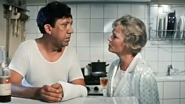 Brilliantovaja_ruka_DVDRip1.wmv