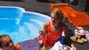 экстремальный челендж в бассейне! кто выиграет?