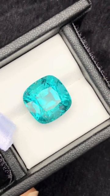 Sensational Lagoon Tourmaline from Afghanistan 💙 #shorts смотреть онлайн