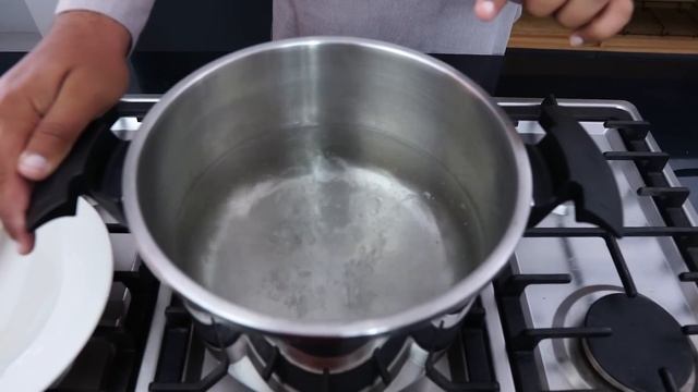 Thellay Wala Chicken Soup Recipe - Lahori Winter Street Soup Recipe смотреть онлайн