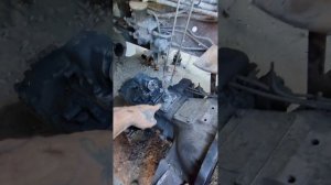 Камаз. Один снимаю КПП с самосвала.
