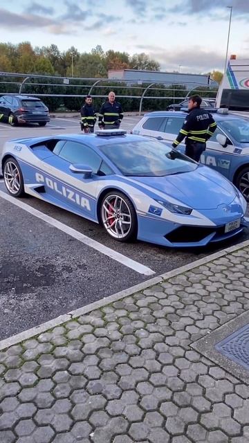 Lamborghini полиции смотреть онлайн