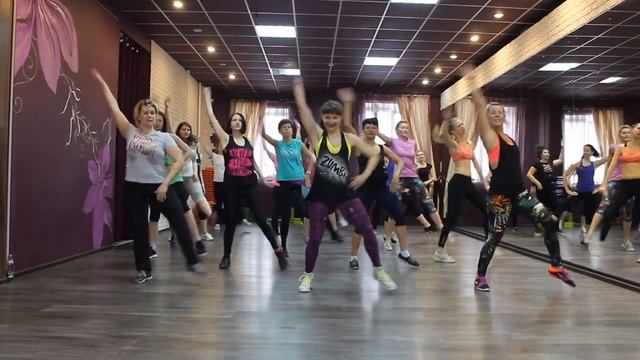 Madonna - Bitch I'm Madonna ft. Nicki Minaj | ZUMBA Dance | DanceFit _tver | смотреть онлайн