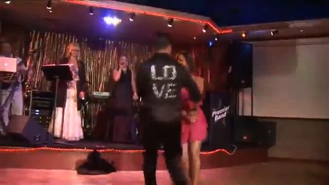 До чего красив это танец! Сальса!