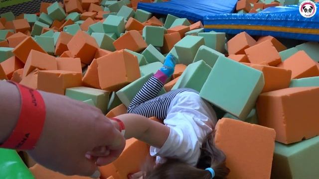 Jump Arena Poznań - Trampoliny - Majówka 2019 смотреть онлайн
