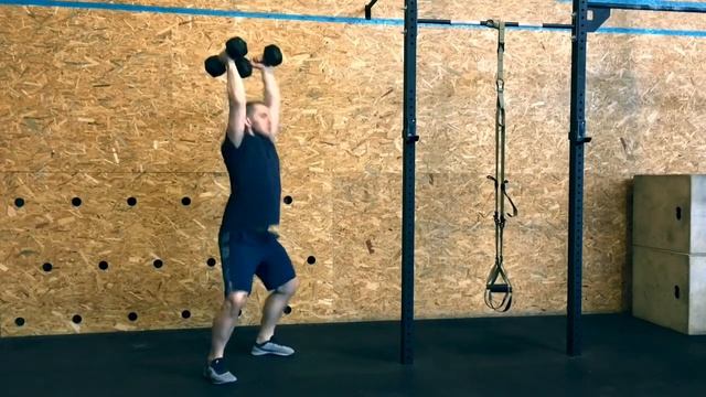 Толчковый швунг с гантелями смотреть онлайн