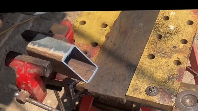 works faster, the easiest way to cut pipe at a 45 degree angle, pipe cutting tricks смотреть онлайн