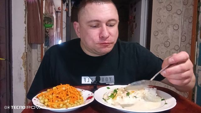 мукбанг/обжор/рис красная рыба в сливочном соусе,морковка корейская/ смотреть онлайн