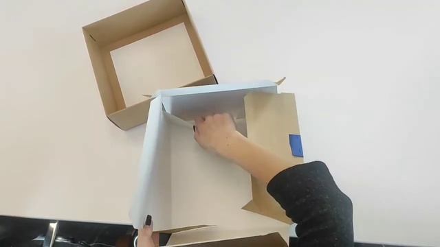 КАК СОБРАТЬ ПОДАРОЧНУЮ КОРОБКУ 25Х25Х10 СМ смотреть онлайн