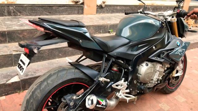 Austin Racing GP1R on a BMW S1000R смотреть онлайн