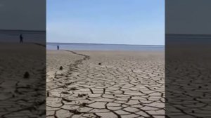 Высохшее Каховское водохранилище