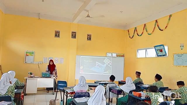 PRAKTIK SIMULASI MENGAJAR II смотреть онлайн