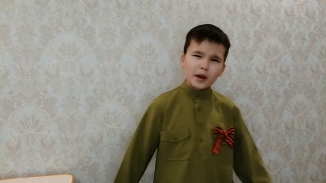 Россия в этом слове огонь и сила. Поёт Тойкиев Данил Лицей 46 смотреть онлайн