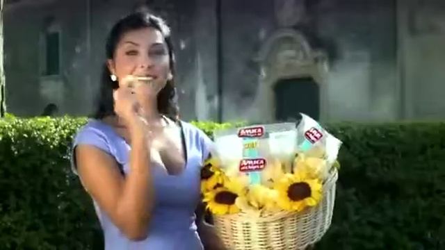 Canzone pubblicità Amica Chips quelli della patatina смотреть онлайн