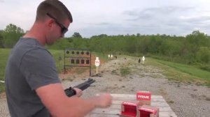 Beretta: стрельба по мишеням из дробовика.