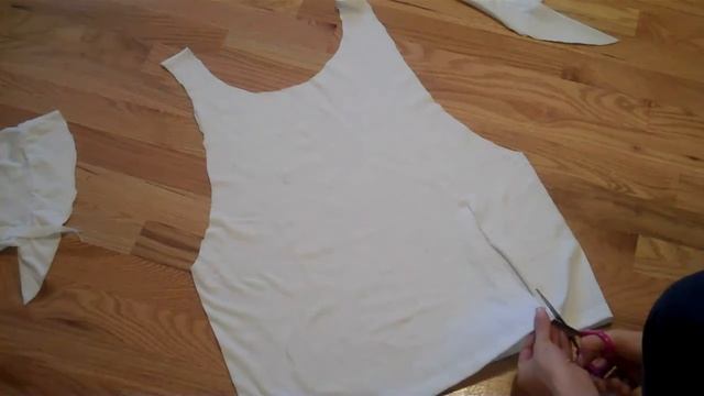 DIY Fringe Crop Tank by New York Design Shop смотреть онлайн