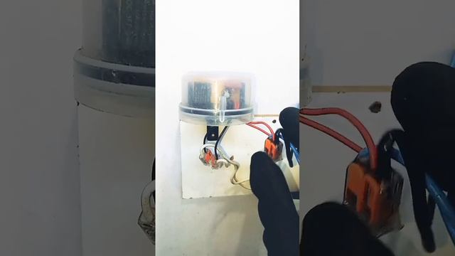 Fotocélula 4 fios смотреть онлайн