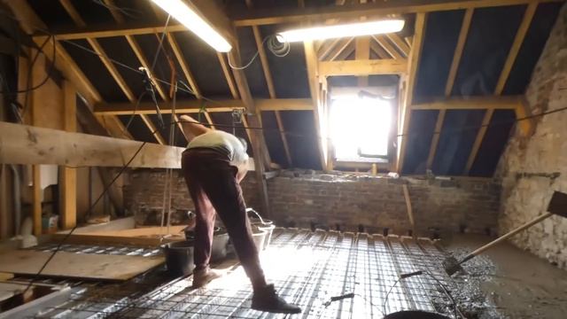 EPISODE 51 / MAISON RENOVATION : ON COULE LE BETON NOUS MEME смотреть онлайн