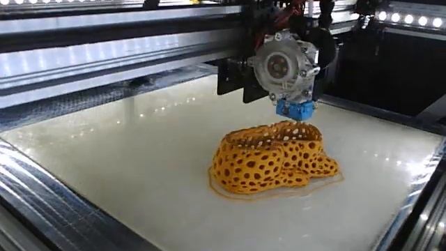 Giraffe voronoi смотреть онлайн