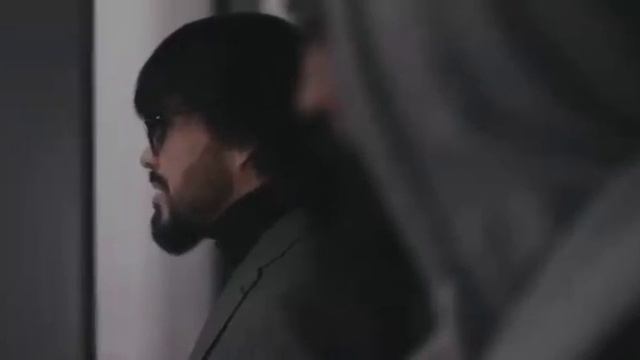 Xamdam Sobirov - Lola (CLIP VERSION) смотреть онлайн