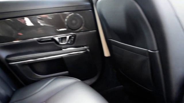 JAGUAR XJ 3.0 D V6 PORTFOLIO 4d 275 BHP смотреть онлайн