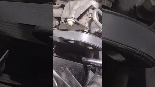 how to remove your belt on a 93 Jeep Wrangler Yj смотреть онлайн