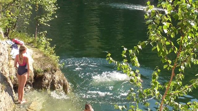 Уральские сказы. 4. Вера, Надежда и... Вероника ныряльщицы смотреть онлайн