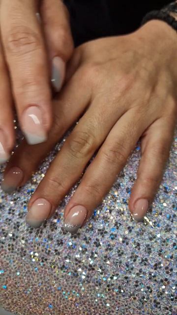 Grey nails idea 💅 смотреть онлайн