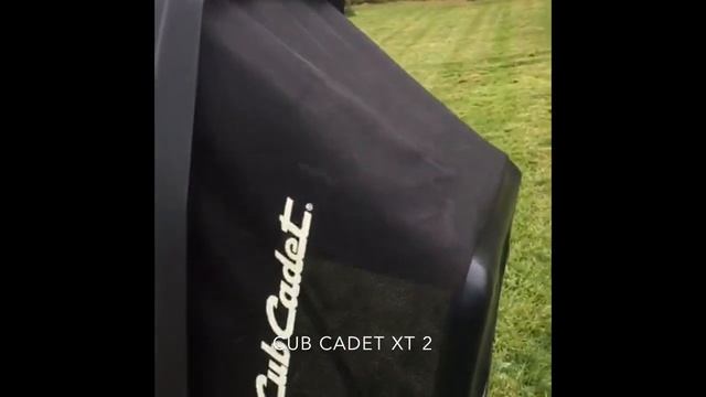 Cub Cadet XT2 Ride on Mower - Video Review смотреть онлайн