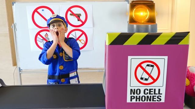 Oliver and the Airport Candy Ban Story смотреть онлайн