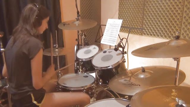 Again - Lenny Kravitz (Drum Cover - Victoria Gravisaco) смотреть онлайн