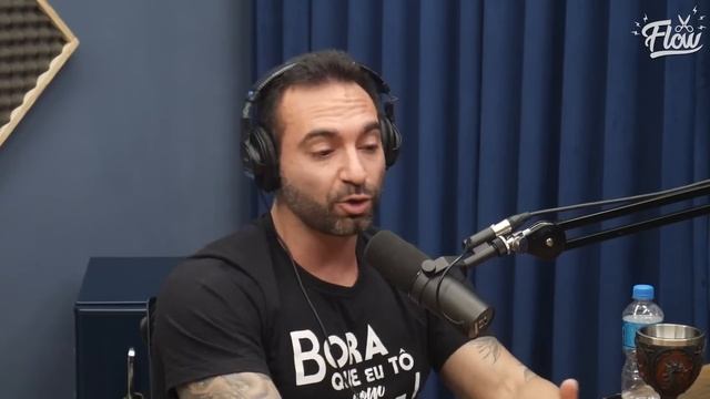 COMO CORBUCCI NÃO ENGORDA? | Cortes do Flow смотреть онлайн