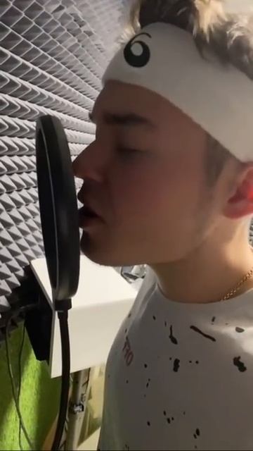 ПЕСНЯ про королеву ТикТок | ЗА 5 МИНУТ смотреть онлайн