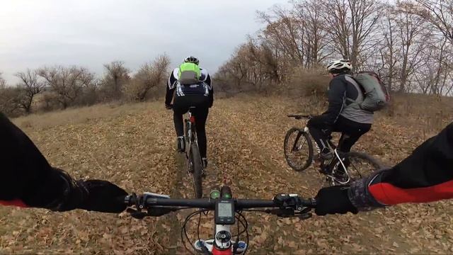 Осенняя велопокатушка по грунтам, 65км // Xiaomi Yi 4k + Zhiyun Rider Z1 M смотреть онлайн