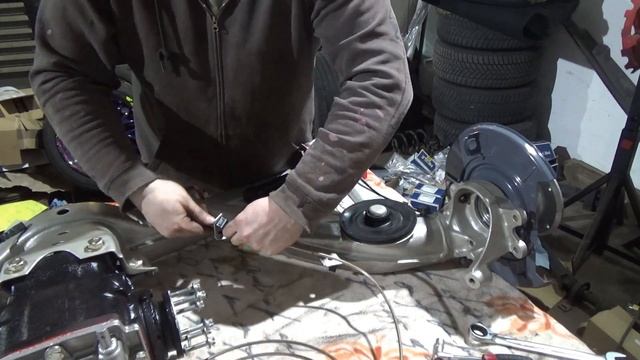 BMW E36 (Compact) Hinterachse zusamenbauen #timelapse смотреть онлайн
