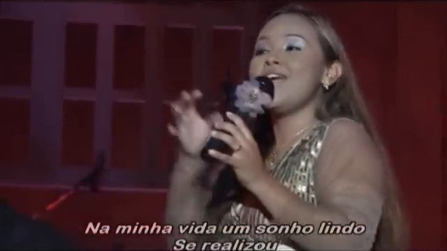 BRUNA KARLA CANTA PARA O MARIDO