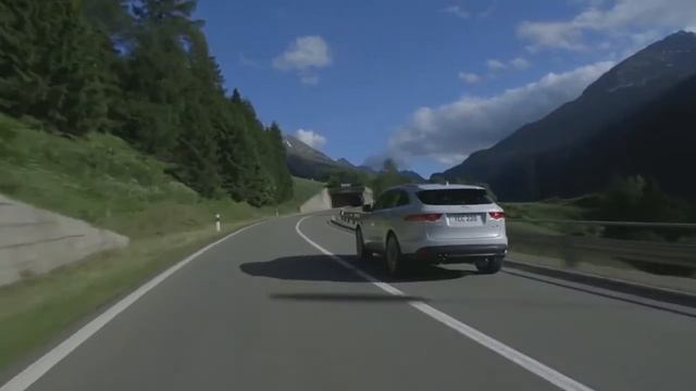 2018 BMW X3 vs 2016 Jaguar F-Pace смотреть онлайн