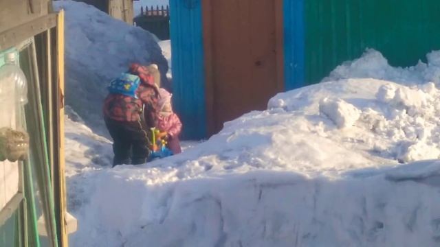 Вечерняя прогулка весна пришла . смотреть онлайн