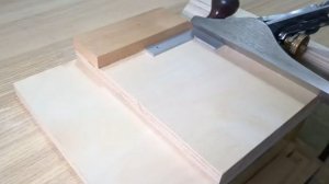 Точная работа при помощи рубанка.