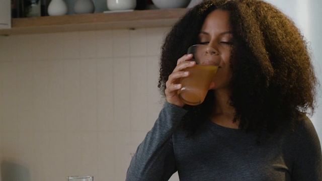 Kipling Media Commercial Reel смотреть онлайн