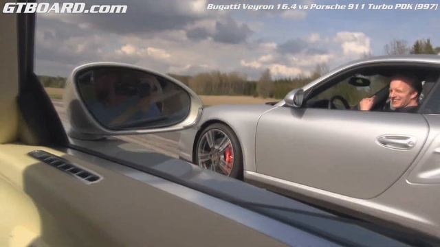 Bugatti Veyron 16.4 vs Porsche 911 Turbo PDK (997) rolling start смотреть онлайн